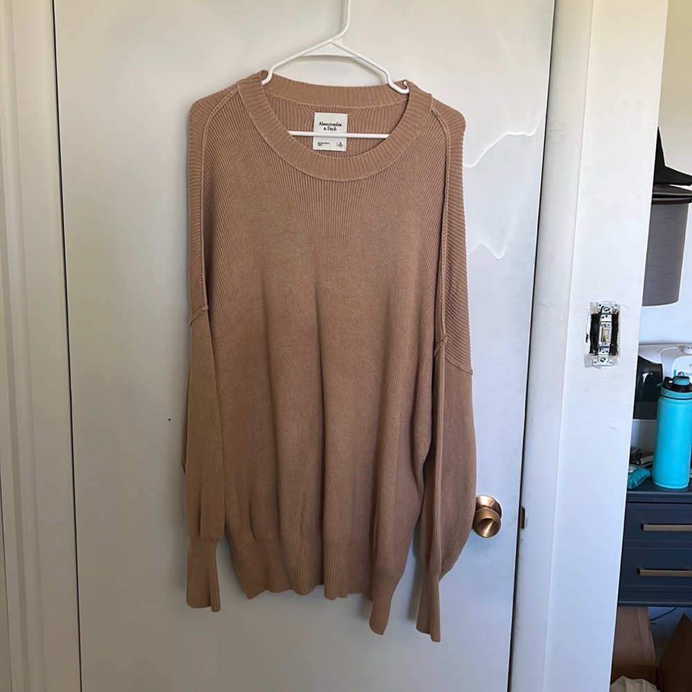 Abercrombie & Fitch Tan Crew Neck Sweater
